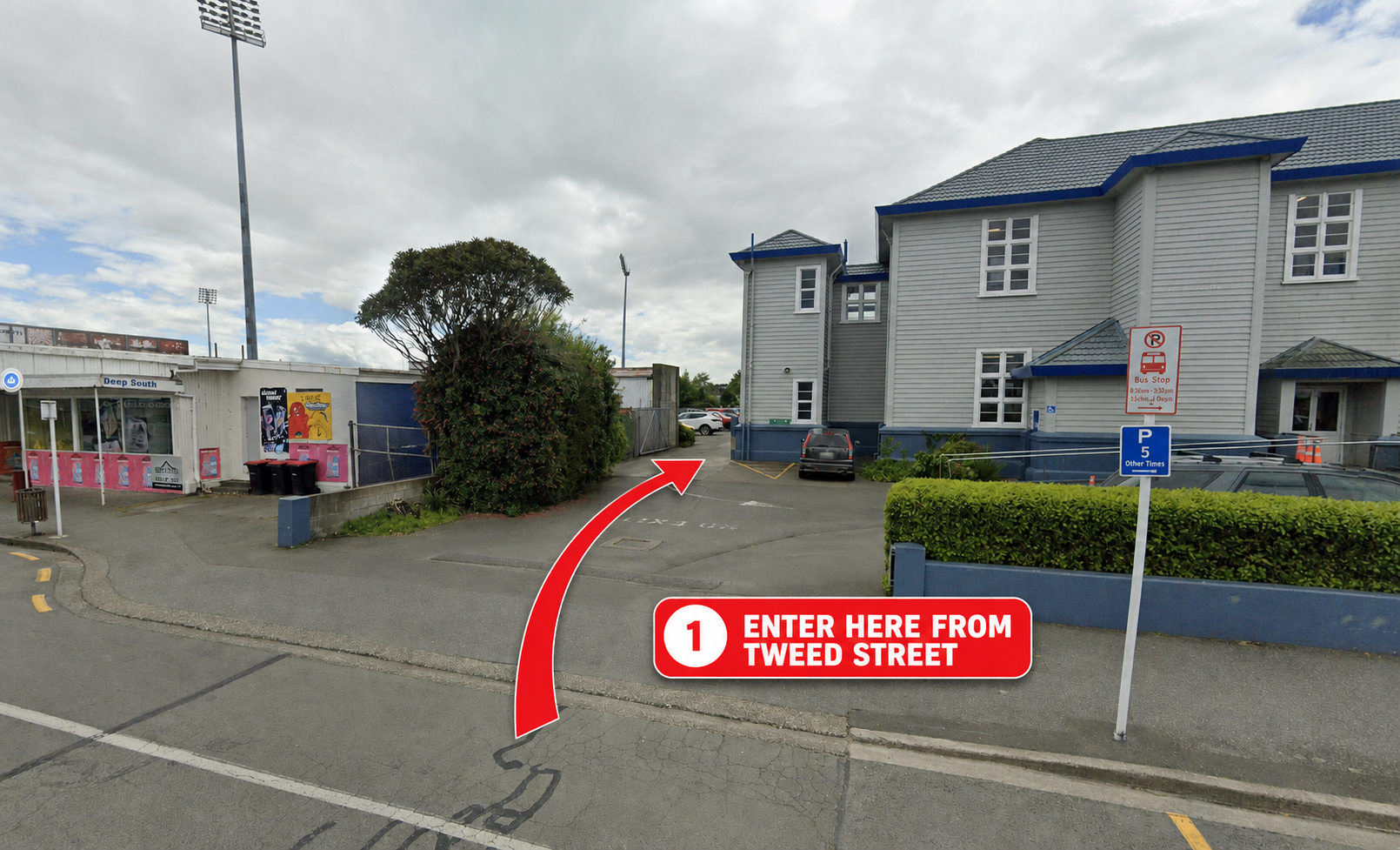 Driveway entrance from Tweed Street into the school car park